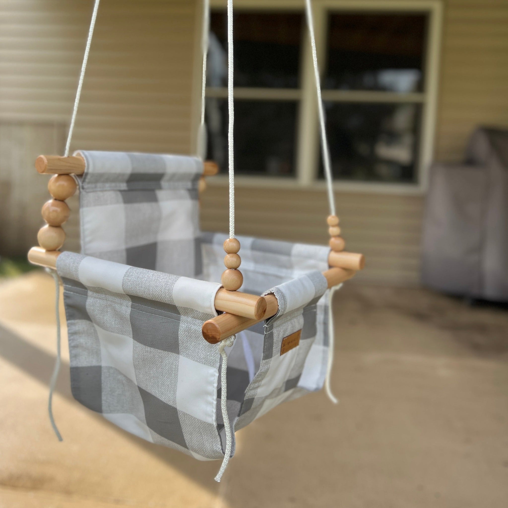 Outdoor High back Swing – Gray Buffalo Check