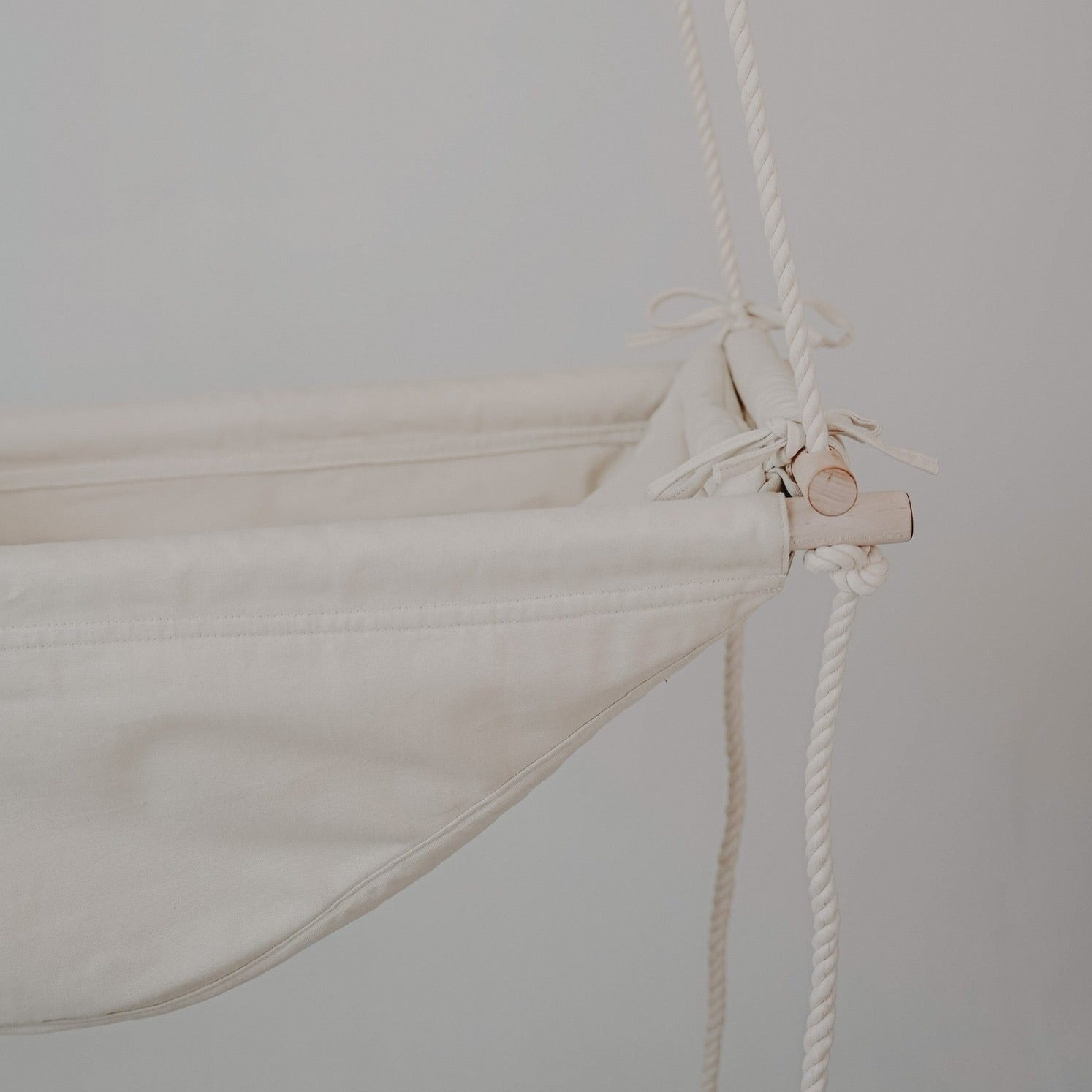 Grow With Me Infant Swing – Vanilla