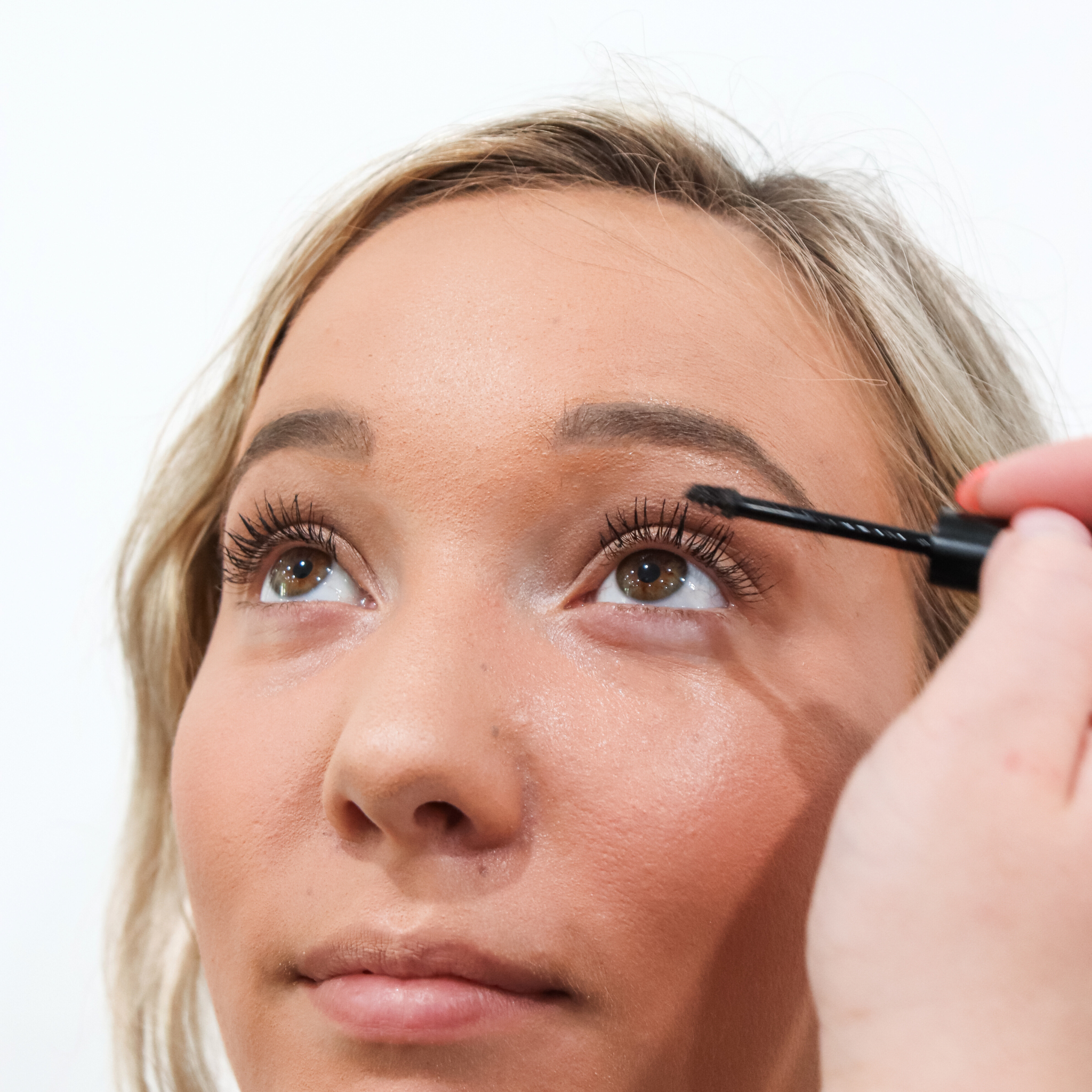 Invisible Gel | shaping brows and lashes